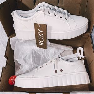 Roxy Surf Sneakers